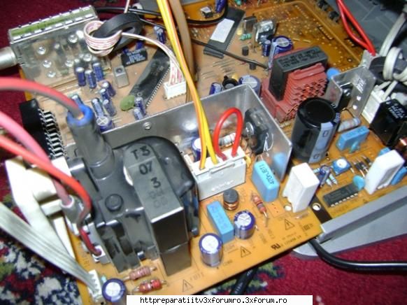 tv bluesky model p14 defect - am schimbat rezistenta am pus valoare de 100 ohmi - ELECTRONICA DE LA A la Z !